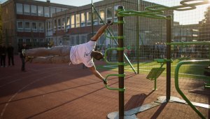 Szabadtéri edzőparkot avattak a Grosics iskolában 